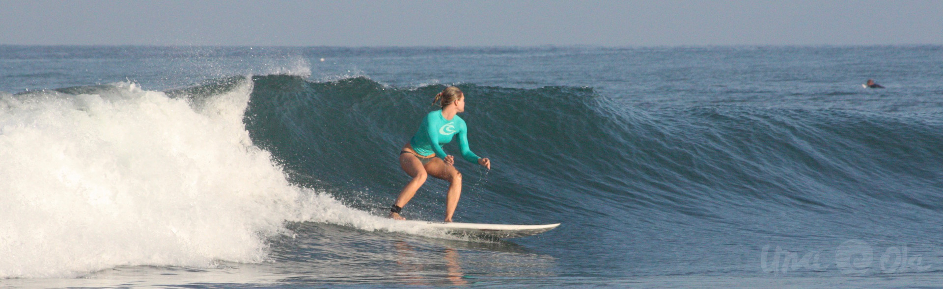 Una_Ola_Surf_Camp_Costa_Rica_2 Girl Surfing Pavones